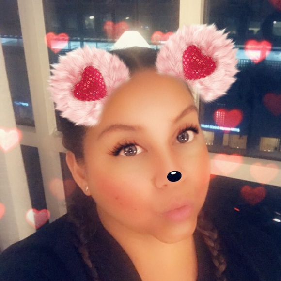 Meet your Posher, Gladys - Picture 1 of 1